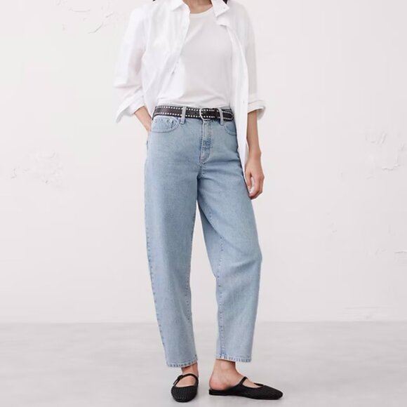 Banana Republic Factory Denim - Banana Republic Factory Slim Barrel High-Rise Jeans | Light Wash | Size 33 | NWT